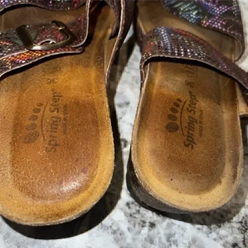 Spring Step Sandals - Size 6 - Picture 6 of 6